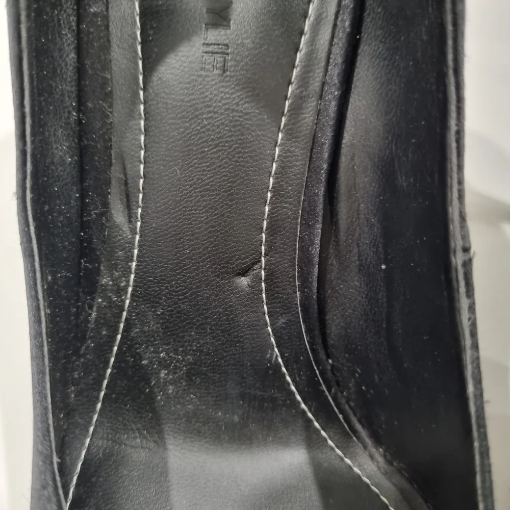 Kendall + Kylie "Abi" Classic Black Satin Pointed Toe Heels, Like New, Size 8 - Picture 11 of 11